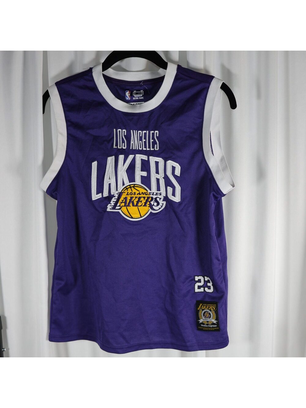 Los Angeles Lakers LeBron James #23 Jersey